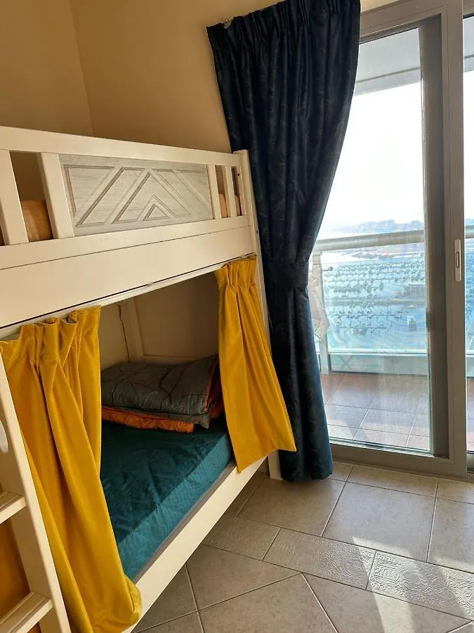 הוסטל The Mood House I Dubai Marina אכסניה