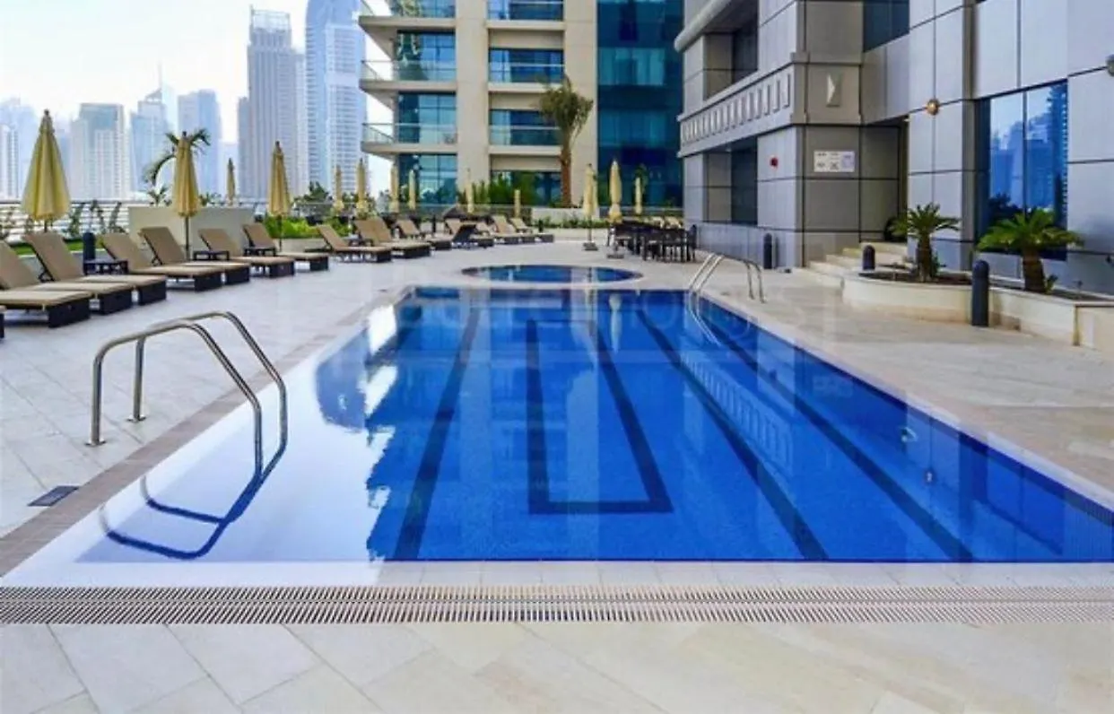 The Mood House I Dubai Marina Hostel United Arab Emirates