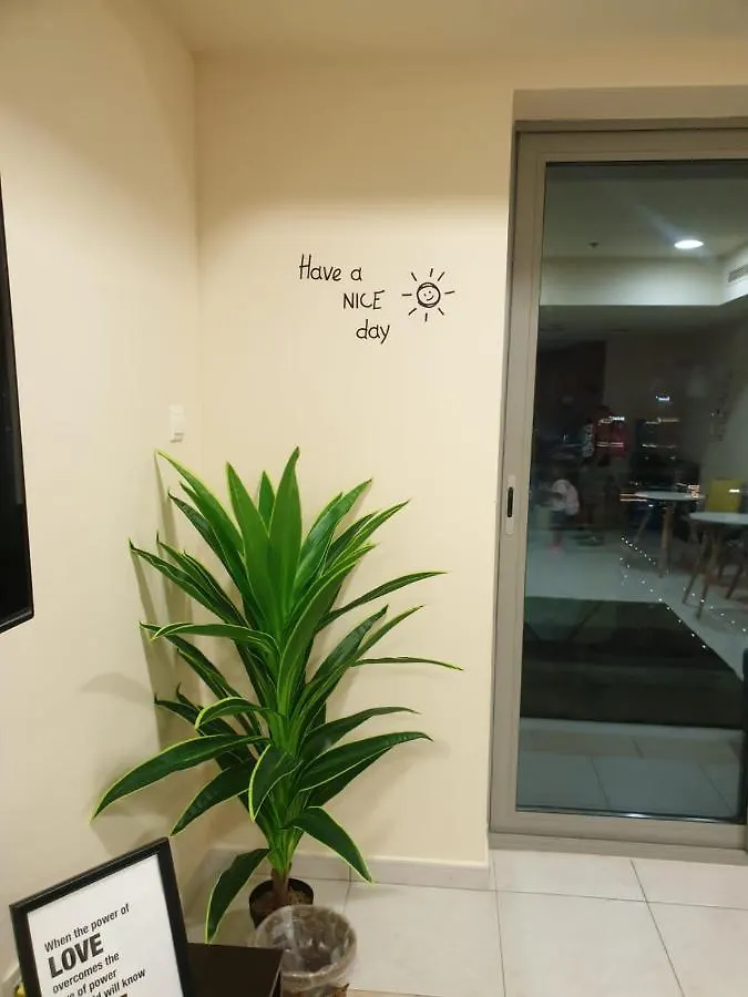 The Mood House I Dubai Marina Hostel 0*,
