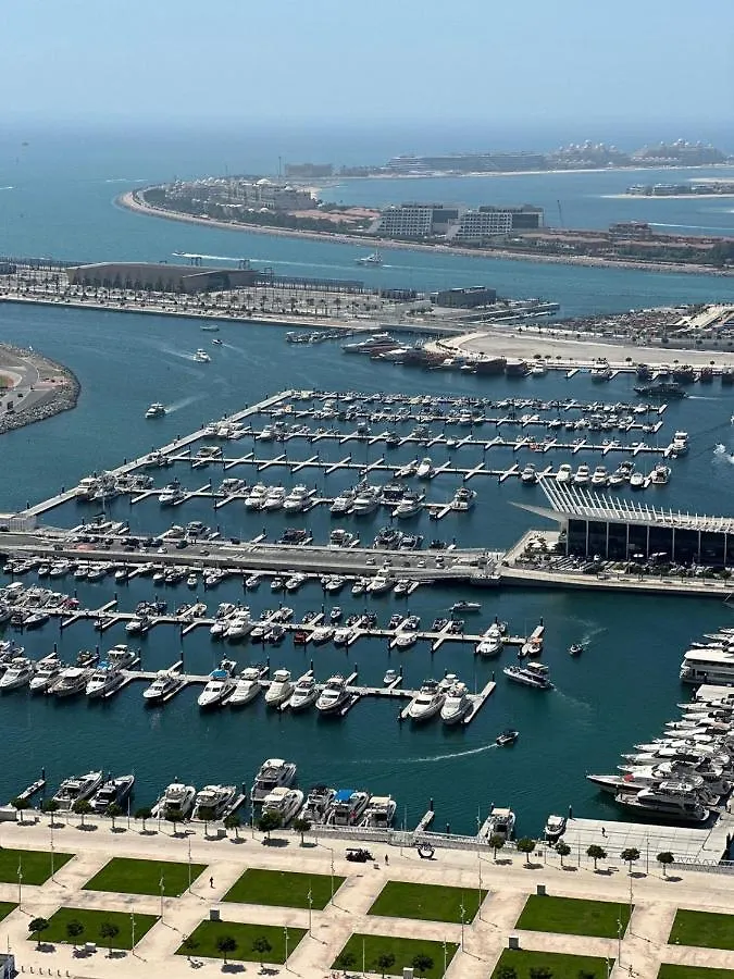 The Mood House I Dubai Marina Ostello